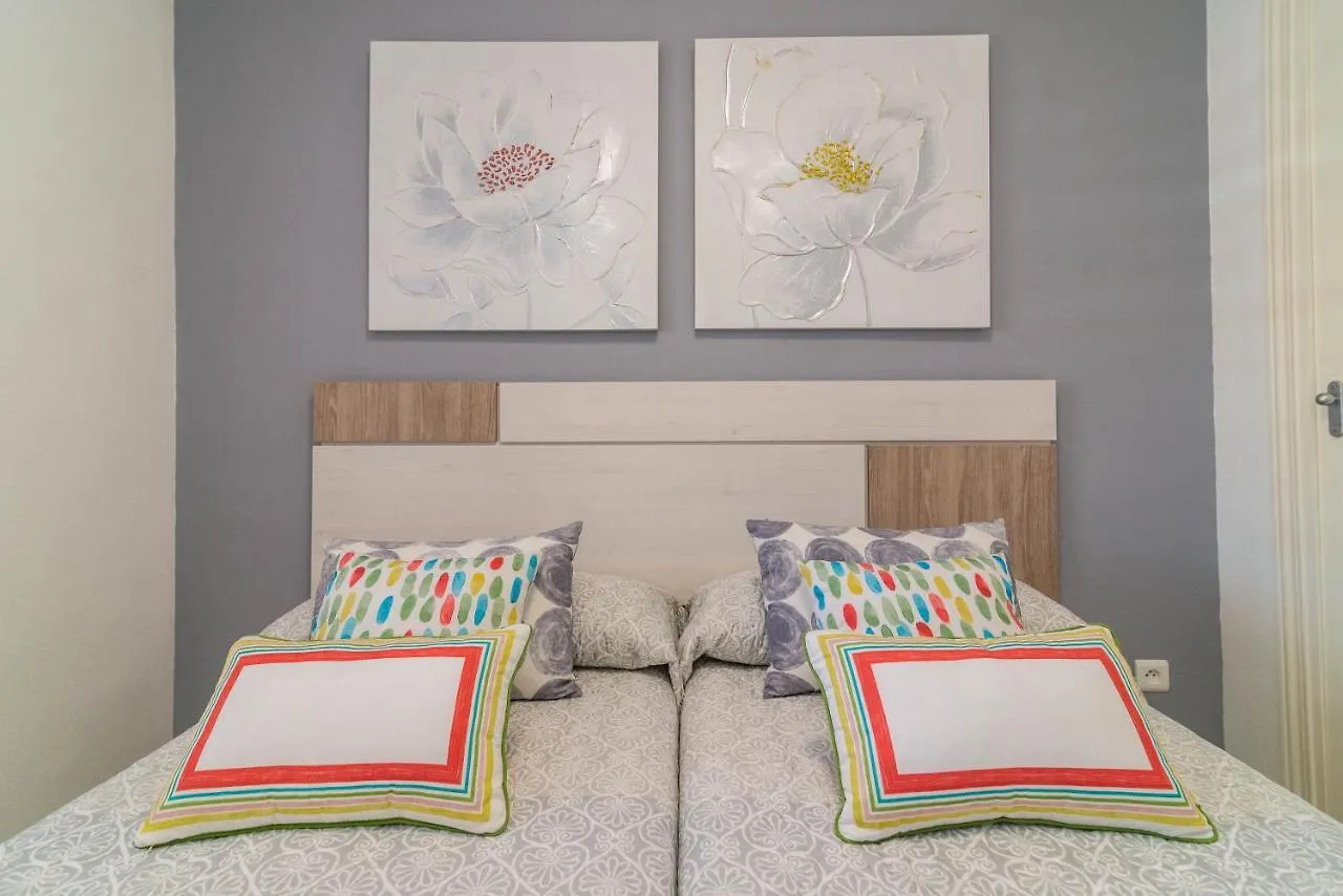 N&A Timon 2 - 3Br Apartment, Recently Renovated ベナルマデナ スペイン
