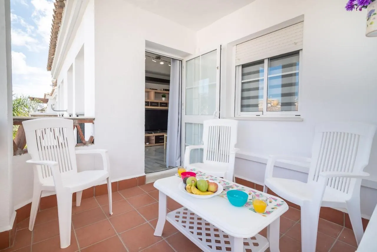 N&A Timon 2 - 3Br Apartment, Recently Renovated ベナルマデナ 0*,